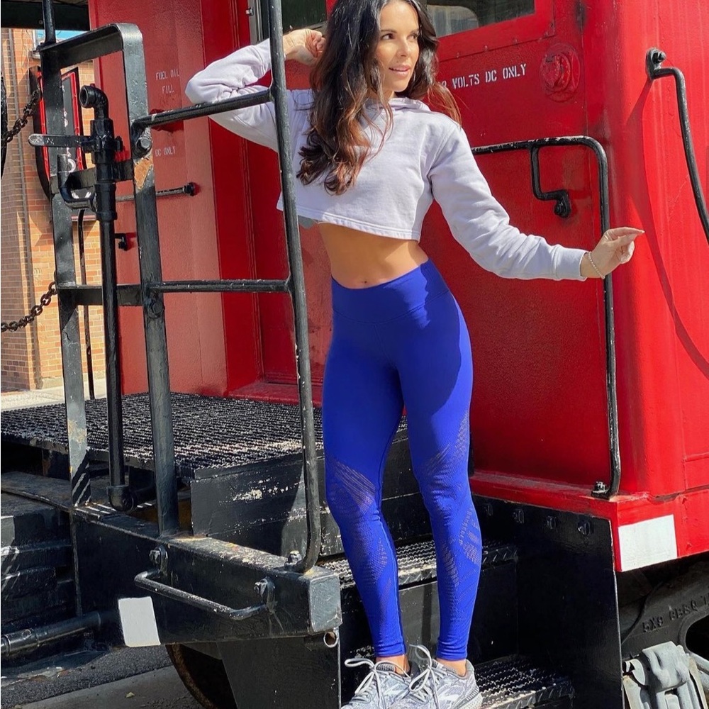 lululemon Reveal Tight 26" Aurora